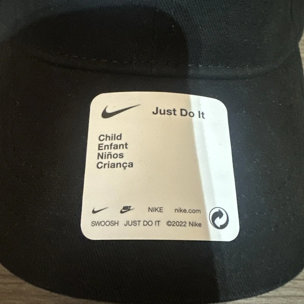 Nike Swoosh Black White Logo 8A2902-023 Child Youth Adjustable Baseball Cap Hat